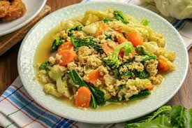 Capcay kuah tidak juah berbeda dengan sop ayam. 10 Menu Berbuka Puasa Ala Kampung Rumahan Terfavorit Mamikos Info