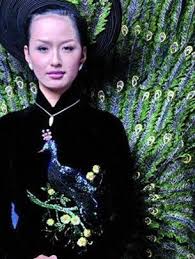Mai phương thúy đăng quang hoa hậu việt nam 2006. Mai PhÆ°Æ¡ng Thuy Chinh Phá»¥c Ban Giam Kháº£o Hoa Háº­u Tháº¿ Giá»›i Tuá»•i Tráº» Online