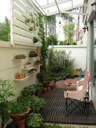 Memiliki area tersisa di belakang rumah? 20 Ide Taman Minimalis Unik Modern Blog Ruparupa