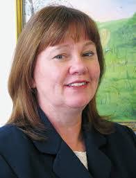 Arlene Paton's Instagram, Twitter & Facebook