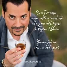 Fin da piccolo la curiosità mi ha sempre spinto oltre,....andare alla  radice delle cose per capirne il reale funzionamento. Beh, questa  caratteristica mi accompagna tutt'ora e grazie anche a lei sono diventato