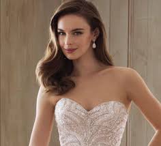Having to deal with a dress that keeps on falling is not a good idea, especially if you need to resort to sticky tape, wearing a shirt or slip underneath or worse. Bridal Hair For Every Neckline Arabia Weddings