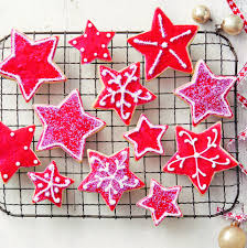 Divide plain dough and colored dough into 2. How To Decorate Christmas Cookies 25 Best Cookie Decorating Ideas