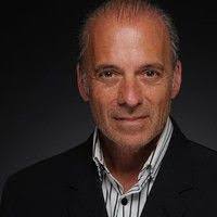 Keri Timmons's Instagram, Twitter & Facebook