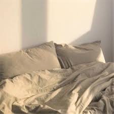 Follow Our Pinterest Zaza Muse For More Similar Pictures Instagram Zaza Muse Beige And White In 2020 Aesthetic Rooms Interior Bedroom