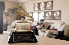 A Grammy Award Trophy Up Close Christopher Jue Photography Tokyo Japan Photographer Grammy Awards Trophy Awards Trophy Grammy