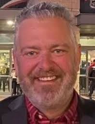 Steven Gipe's Instagram, Twitter & Facebook