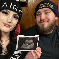 emo #goth #emogirl #gothgirl #alternative #piercings #nosepiercing  #coloredhair #blackhair #longhair #makeup #emomakeup #gothmakeup #jewlery  #facepiercings #extensions #lippiercing #redhair #blackhair #dyedhair  #contacts #bluecontacts