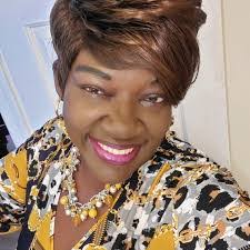 Martha Peacock's Instagram, Twitter & Facebook