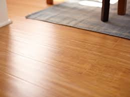 clean and mainn laminate floors