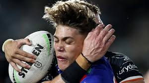 He celebrates his birthday on 10th july, which makes his age 18. The Tackle Reece Walsh Shows Broncos What They Are Missing With Match Winning Performance For Warriors Daily Telegraph