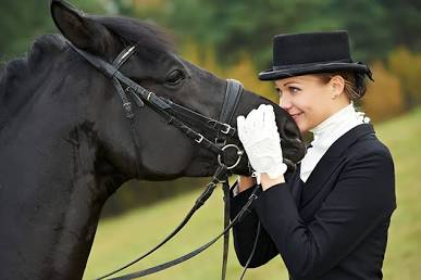 A ligação entre humanos e cavalos, AI generated