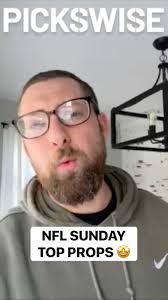 🏈 NFL SUNDAY PROPS 🏈, @propholliday whipped a WR Same Game Parlay (+1018)  for the NFL Week 10 slate 🗣️,