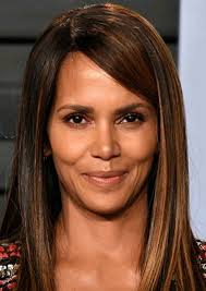 Fan Casting Halle Berry as Maria Kyle in The Catwoman