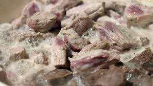 Jadi, sudah siap mempraktekkannya di rumah, yuk coba! Viral Rebus Daging Bareng Sendok Dianggap Bikin Empuk Ini Kata Chef