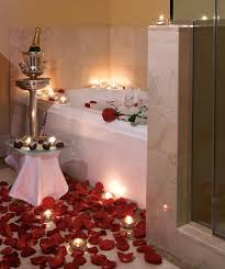 Spend this time at home to refresh your home decor style! Romantic Room Decoration With Candles And Roses Novocom Top
