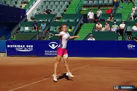 Simona halep si darren cahill au facut recent aluzii la aparent apropiata retragere din tenis a jucatoarei nascute in constanta. Simona Halep Profil Jucator Tenisdecamp Ro