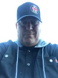 Edmond Freeman's Instagram, Twitter & Facebook