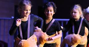 Все 12 плейлистов 2 альбома 240 треков. Lights Camel Action Laxton Junior School