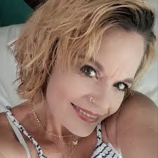 Carissa Cobb's Instagram, Twitter & Facebook