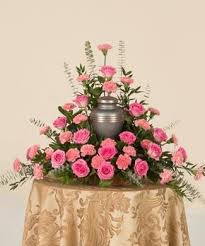 Pin By Rebecca Heisler Dohrwardt On Urn Floral Pieces Funeral Urn Arrangements Funeral Flower Arrangements Funeral Arrangements
