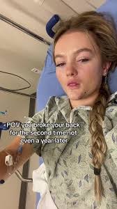 Elsa Vaughn's Instagram, Twitter & Facebook