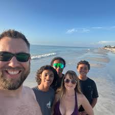 HAPPY RETIREMENT to our Sharon!!!!!! Yesterday we celebrated the retirement  of our IV nurse Sharon McWilliams! Sharon has spent the last 35 years in  nursing and the last 2.5 of those were