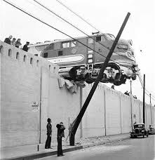 Signal Failure Train Of The Stars Crashes Through Wall On 25th January 1948 The Super Chief Claimed To Be The Train Of Th Train Locomotive Train Pictures