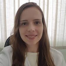Dra. Daniella Moreira Santos Gastroenterologista, Contagem