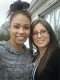 Leah Horner's Instagram, Twitter & Facebook