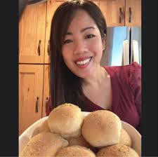 MY 18-YEAR-OLD DAUGHTER INTRODUCED HER NEW 55-YEAR-OLD BOYFRIEND — I WAS  TRYING TO UNDERSTAND UNTIL AN ANGRY WOMAN BURST IN. My newly 18-year-old  daughter left me at a loss for words by