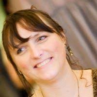 Elizabeth Kohl's Instagram, Twitter & Facebook