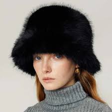 Chapeaux À Bord Large Chapeau Seau À La Mode En Fausse Fourrure Pour Femmes  Grand Caissier CAUT RUSSIE COSSAQUE EMBALLAGE HIDÉE FLUFFY CAP BEAU DUFFY  BEAUDET BEAU SURDIMÉE VIN ROSE J240629 Du