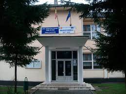 Ce vezi acolo pe site, e media din 2016 (sau 2017?). Liceul Teoretic George Pop De Basesti Viseu De Sus Beitrage Facebook