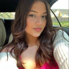 Karla Mata's Instagram, Twitter & Facebook