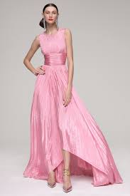 Oscar De La Renta Pink Pleated Gown Beautiful Outfits Pink Fashion Beautiful Gowns
