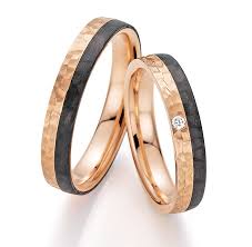 Eheringe Carbon Rotgold Bayer 61 88452 040 Trauringe Basel Trauringe Ehering Carbon Manner Ringe