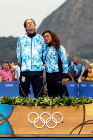 Santiago lange y cecilia carranza consiguieron la medalla de oro en río 2016, en el debut olímpico de la clase nacra 17 mixto de vela. Romance Inesperado Juanita Viale Sale Con Santiago Lange