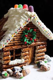 Need a super cute, delightful but easy gingerbread house idea? 45 Amazing Gingerbread Houses Pictures Of Gingerbread House Design Ideas