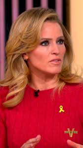 Sara Haines reacts to Pres. Trump blaming DC plane crash