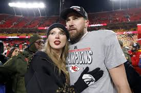 Taylor Swift, Travis Kelce announce engagement on Instagram after 2 years of dating - The Athletic