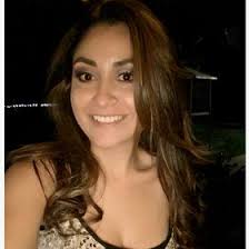 Kari Herrera Camacho (kariHerreraCMakeup)