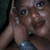 Simone Ray”님의 프로필 20+