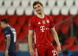 تشكيلة باريس سان جيرمان المتوقعة ضد بايرن ميونخ لحساب منافسات النهائي في دوري ابطال اوروبا مساء اليوم الاحد ، حيث من المتوقع ان يلعب فريق باريس سان جيرمان المواجهة القوية اليوم امام البايرن بتشكيلة سوف تضم في حراسة المرمي سيرخيو ريكو ، وفي خط. B La0nxwwhflym