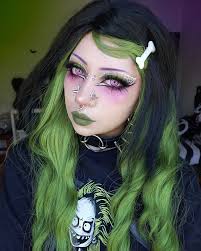 𝑽𝒂𝒏𝒏 𝑪𝒂𝒔𝒕𝒍𝒆