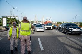 Según el acuerdo que publica este sábado el bocyl, sí se podrá circular por vías y espacios públicos. Abinader Extiende Toque De Queda Hasta El 22 De Diciembre Y Mantiene Horario Actual Noticias De Turismo Arecoa Com