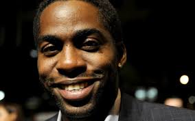 Luís lázaro sacramento de araújo ramos (salvador, 1 de novembro de 1978) é um ator, apresentador, dublador, cineasta e escritor de literatura infantil brasileiro, que iniciou a carreira artística no bando de teatro olodum. Lazaro Ramos Picture