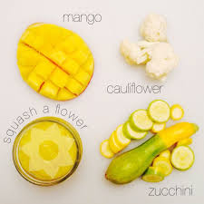 Mango Cauliflower And Zucchini Puree Babyfood Homemade Foodiebabies Aliments Pour Bebe Faits Maison Repas Pour Bebe Faits Maison Recette Puree Bebe