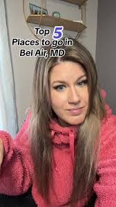 Emily Signor's Instagram, Twitter & Facebook