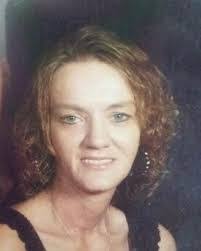 Melissa Raper's Instagram, Twitter & Facebook